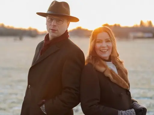 Johanna & Mikko Iivanainen – Oulun tuomiokirkko / Taustatarinaklubi, Oulu