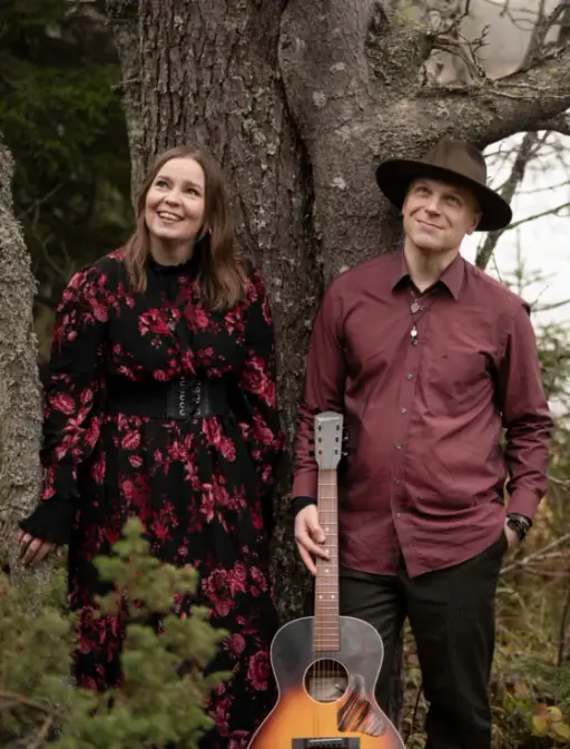 Ufon Laulukerho: Johanna & Mikko Iivanainen – Public House Selvä Pyy, Äkäslompolo