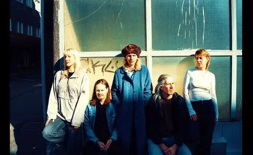 Ester Nuori Leppä & Herkkien Armeija + Aatos Ketvel – Kuudes Linja Helsinki, Helsinki
