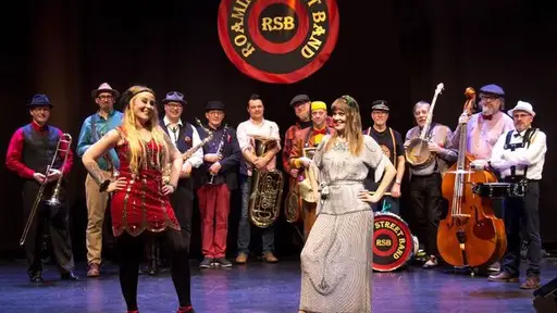 Katusoiton r(i)emua! Roamin' Street Band – Kulttuuritehdas Vernissa, Vantaa