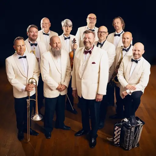 Juha Hostikka & Dallapé-orkesteri – Kangasala-Talo, Kangasala