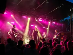 Kaksoisveljet – Teatteri Kurki, Vesilahti
