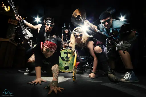 Bad Apples plays Guns N' Roses – Rockbar Grande, Rovaniemi