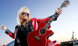 Michael Monroe Solo Acoustic – Vuotalo, Helsinki