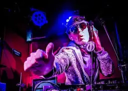 Lampun Retro-Disco: DJ Pertsa 9.10. – Ravintola Lamppu, Lappeenranta