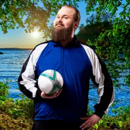 Raparperitaivas – Toivolan Vanha Piha, Jyväskylä