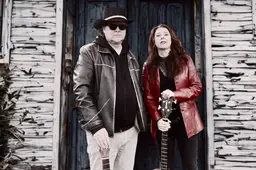 Juuristo-klubilla Lena Lindroos & Matti Kettunen – Töölön kirjasto, Helsinki