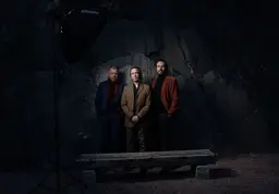 Jarkko Martikainen, Petri Tiainen & Janne Mathlin – Maxim, Kuopio