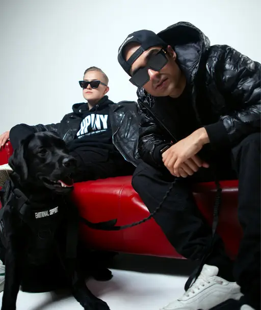 DOG HUSTLERS + Dj Sara-Maaria – Tullikamari (Pakkahuone & Klubi), Tampere